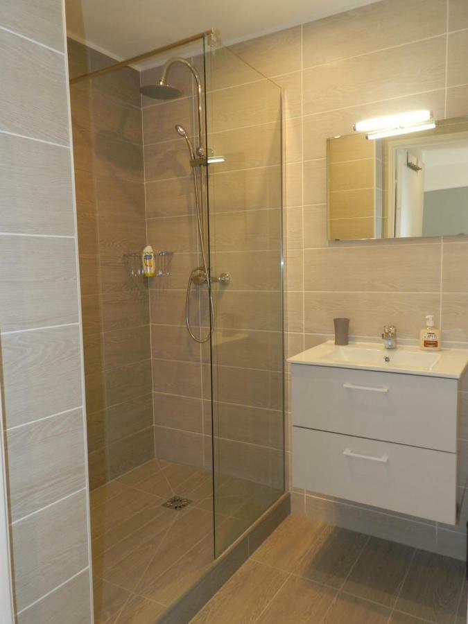 Beautiful 1 Bedroom Flat นีซ ภายนอก รูปภาพ